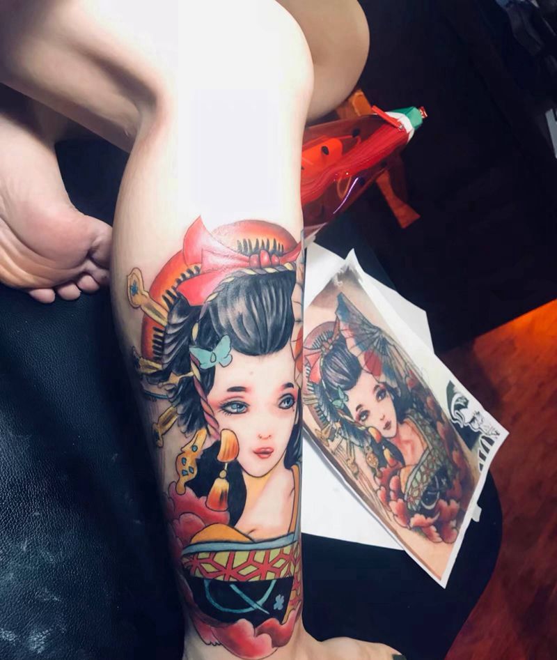 遮盖纹身图片_腿部新传统遮盖艺妓纹身图案
