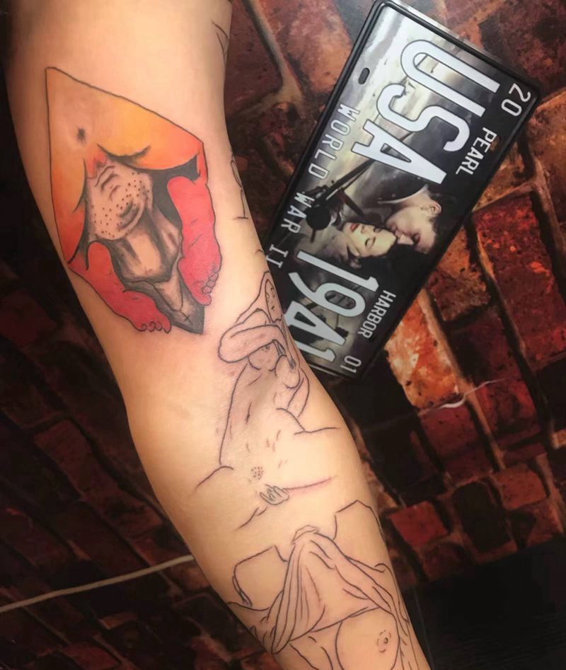 捆绑 情色 未完纹身图片_肩部New SchoolOld School捆绑纹身图案