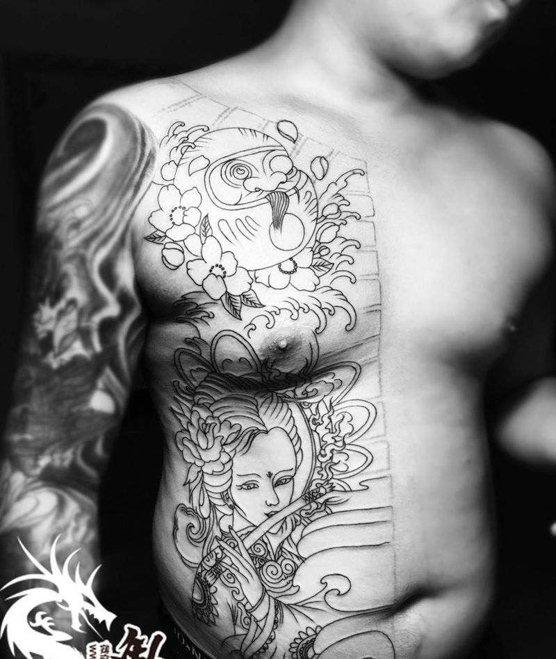 全甲慢慢进行纹身图片