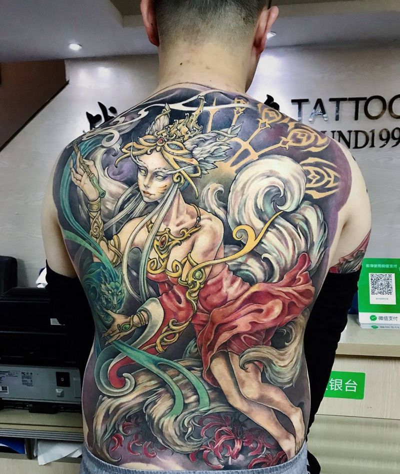 九尾灵狐恢复后效果纹身图片_背部纹身图案