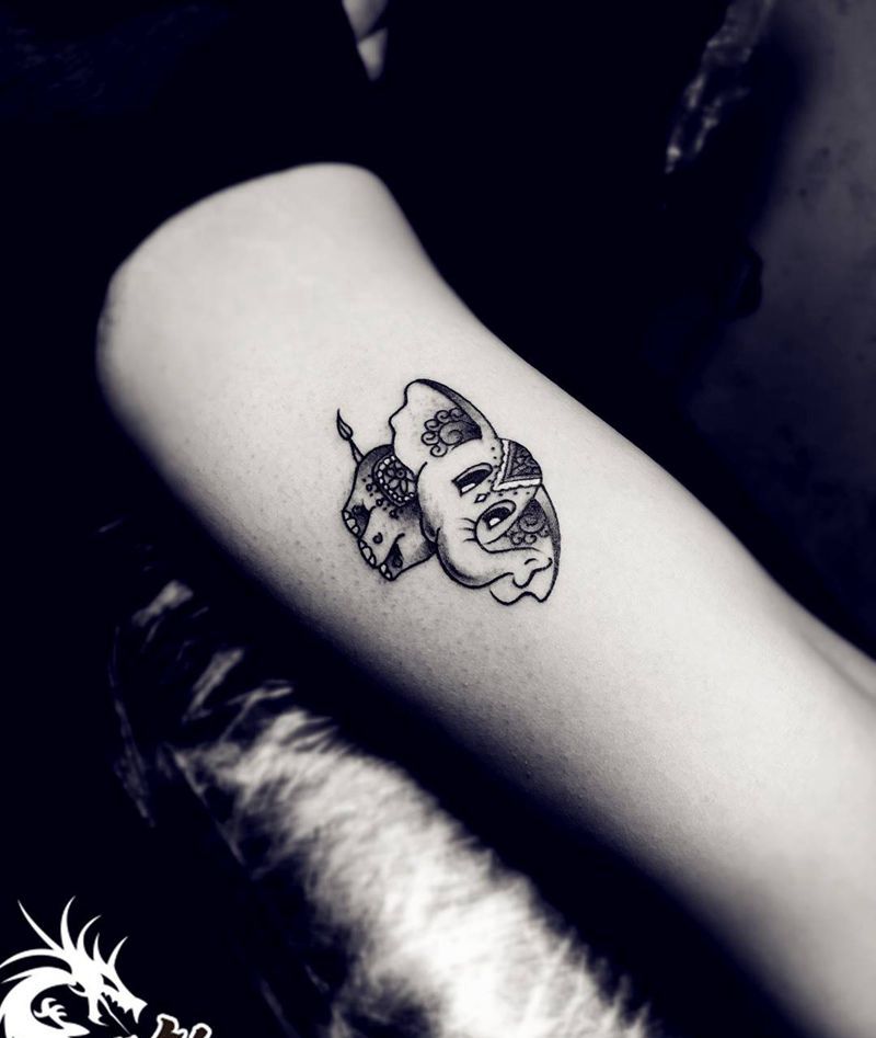 两枚萌萌的纹身图片