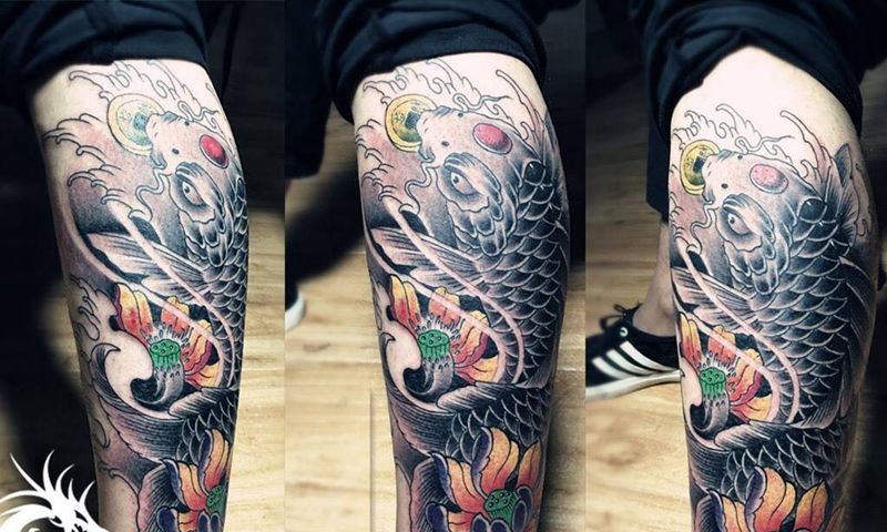 小腿鲤鱼纹身图片