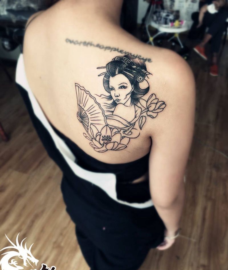后背艺妓纹身图片