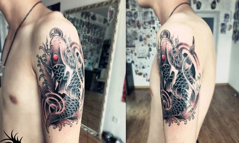 大臂鳌鱼纹身图片