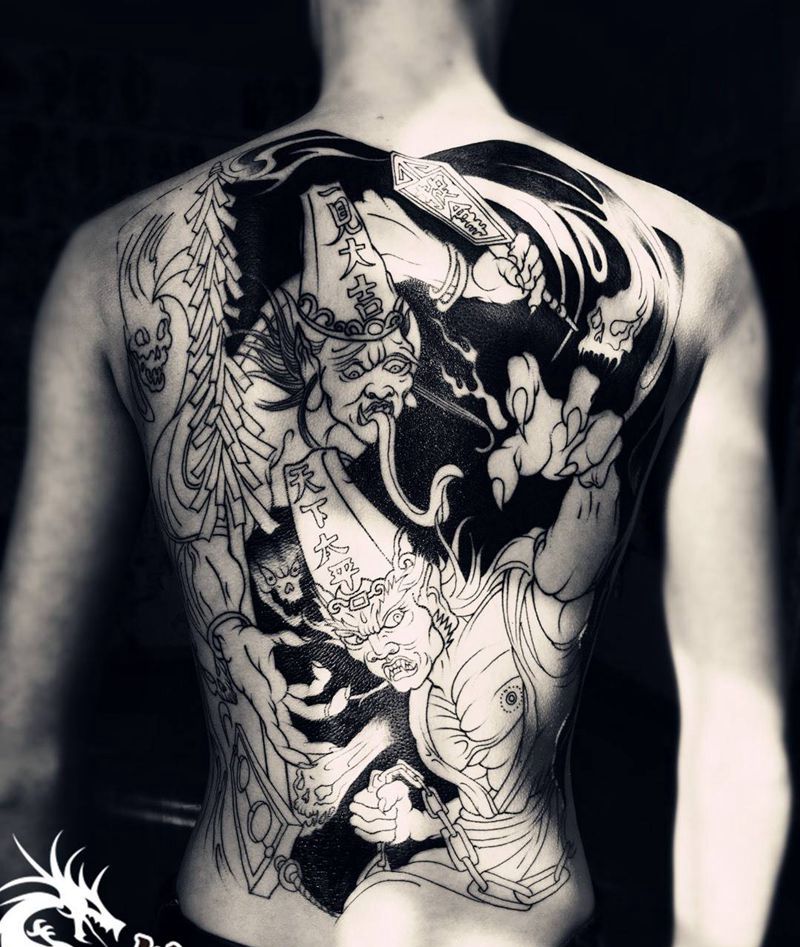 大满背纹身图片