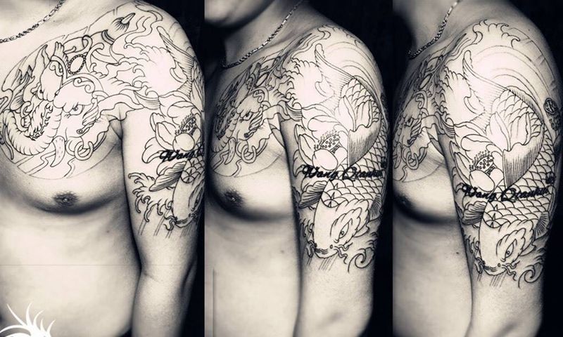 半甲割线纹身图片