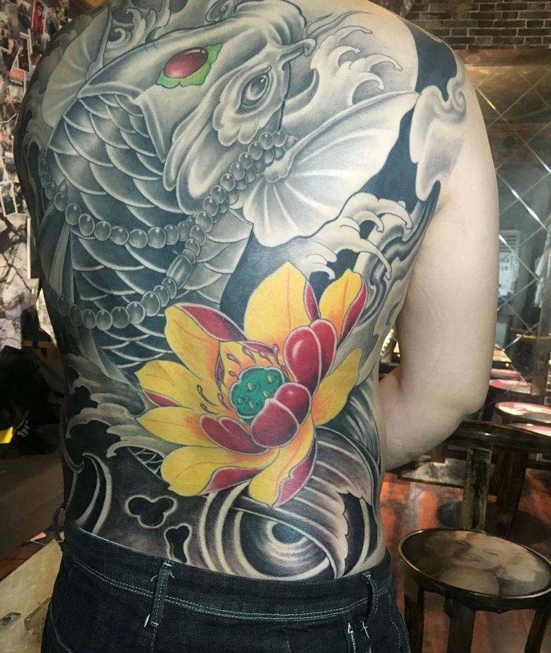 连年有余纹身图片