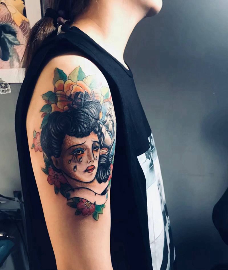 遮盖纹身图片_肩部New School遮盖纹身图案