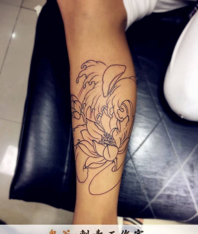 莲花线条纹身图片