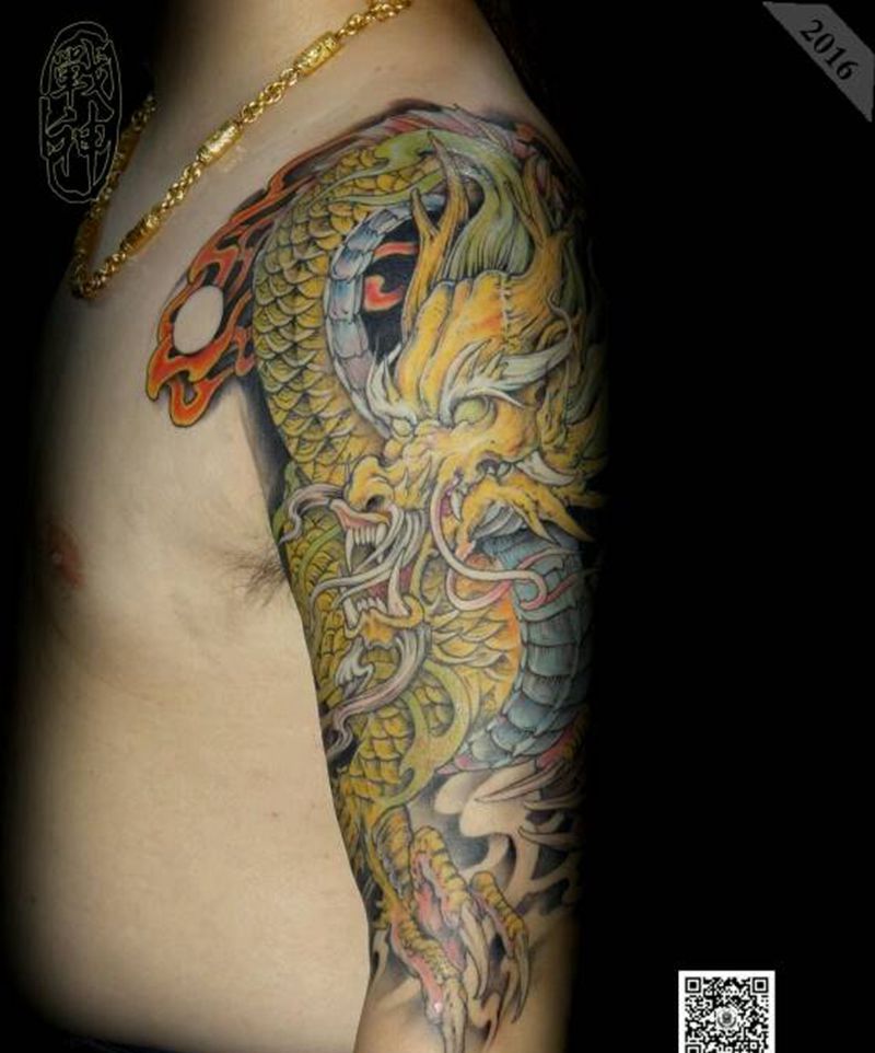 彩色手臂苍龙纹身图片