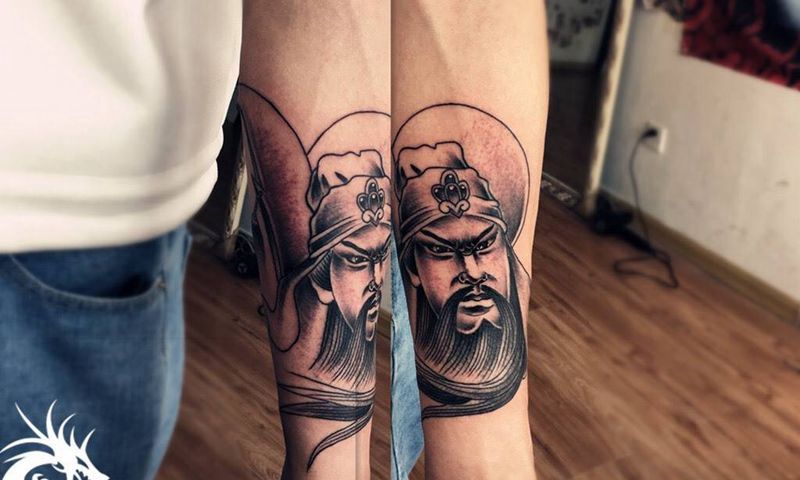 小臂关公纹身图片