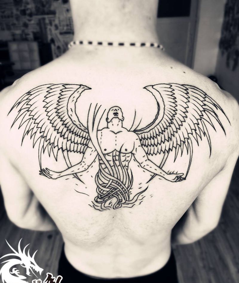 后背天使纹身图片