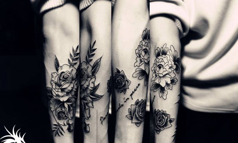 欧美风拼接小臂纹身图片