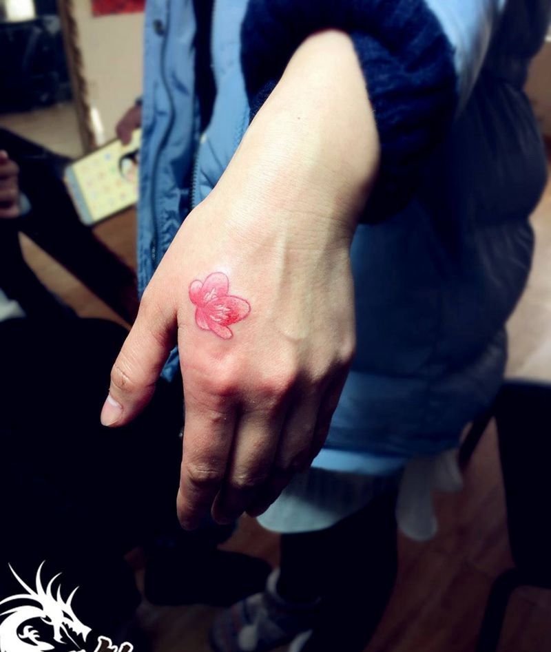 手部小清新纹身图片