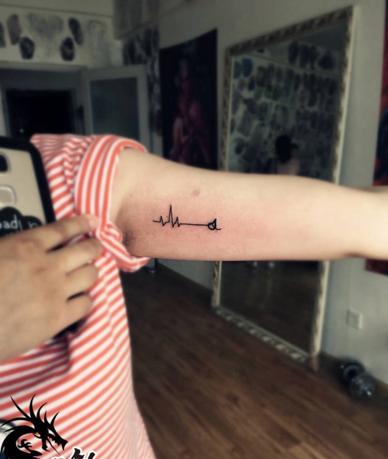 真正的心电图，为了纹身客人特意做了一个心电图，拿来纹的[色]纹身图片