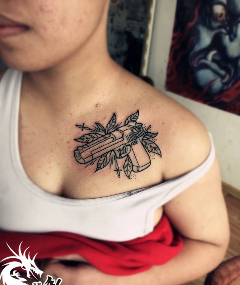 女刀女枪纹身图片