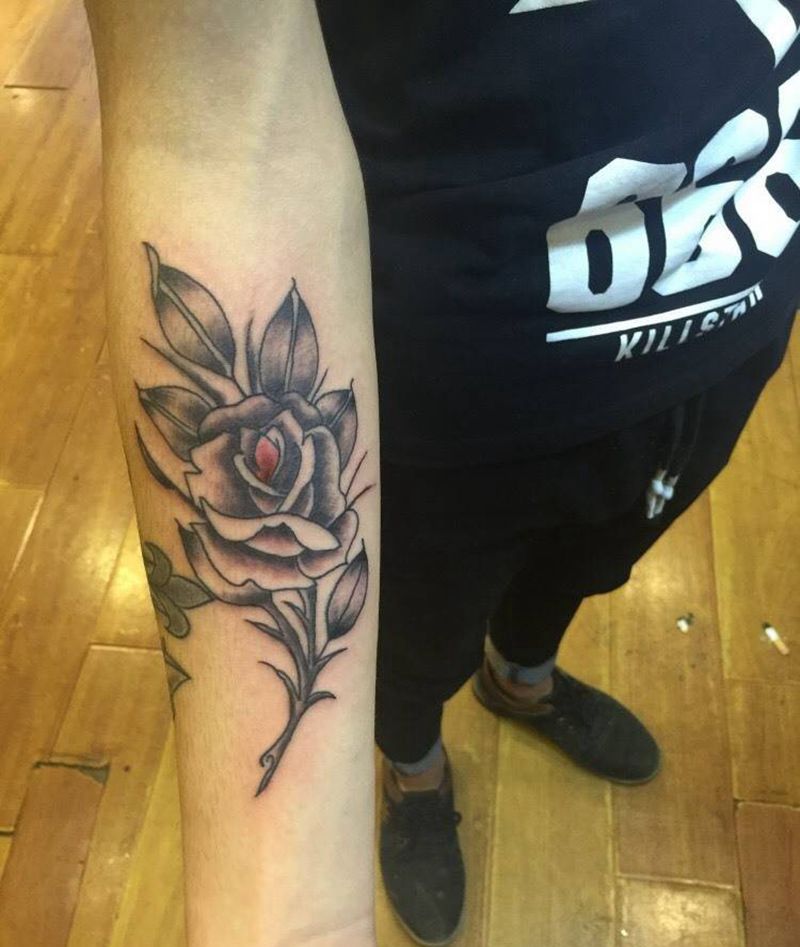 School花纹身图片