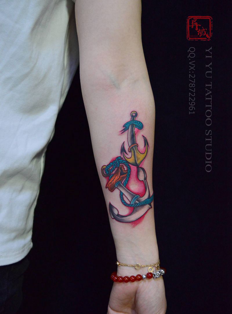 海锚纹身图片_手部New School水彩纹身图案