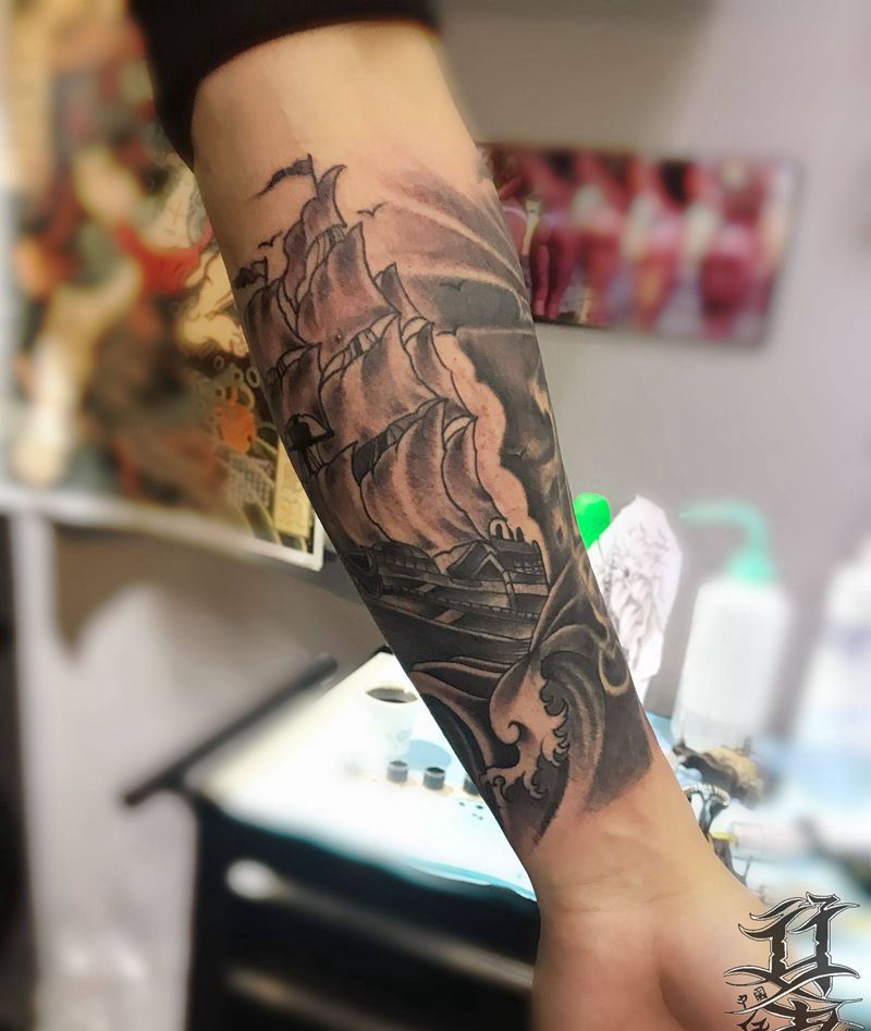 帆船纹身图片_手臂纹身图案