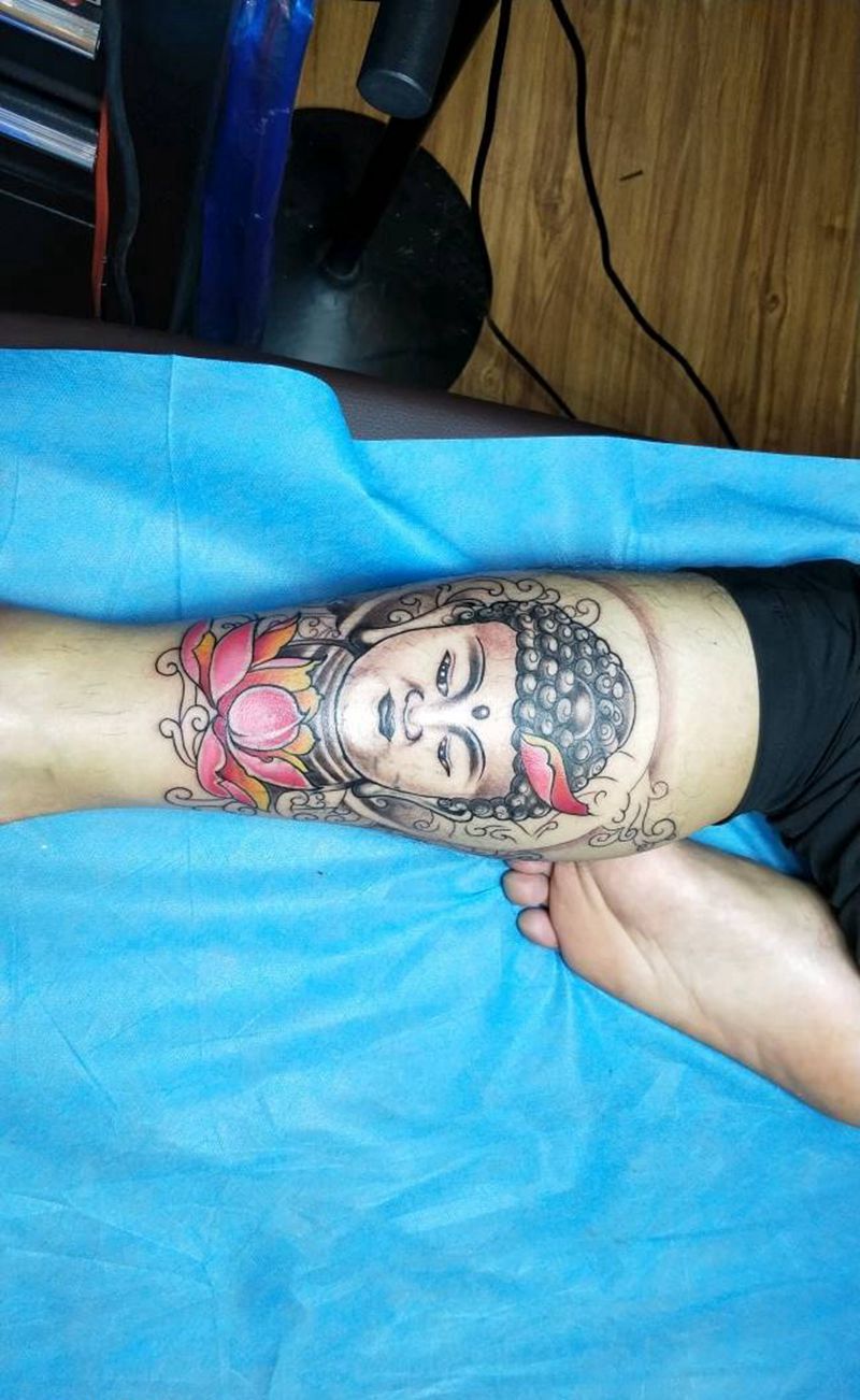 佛纹身图片_腿部纹身图案