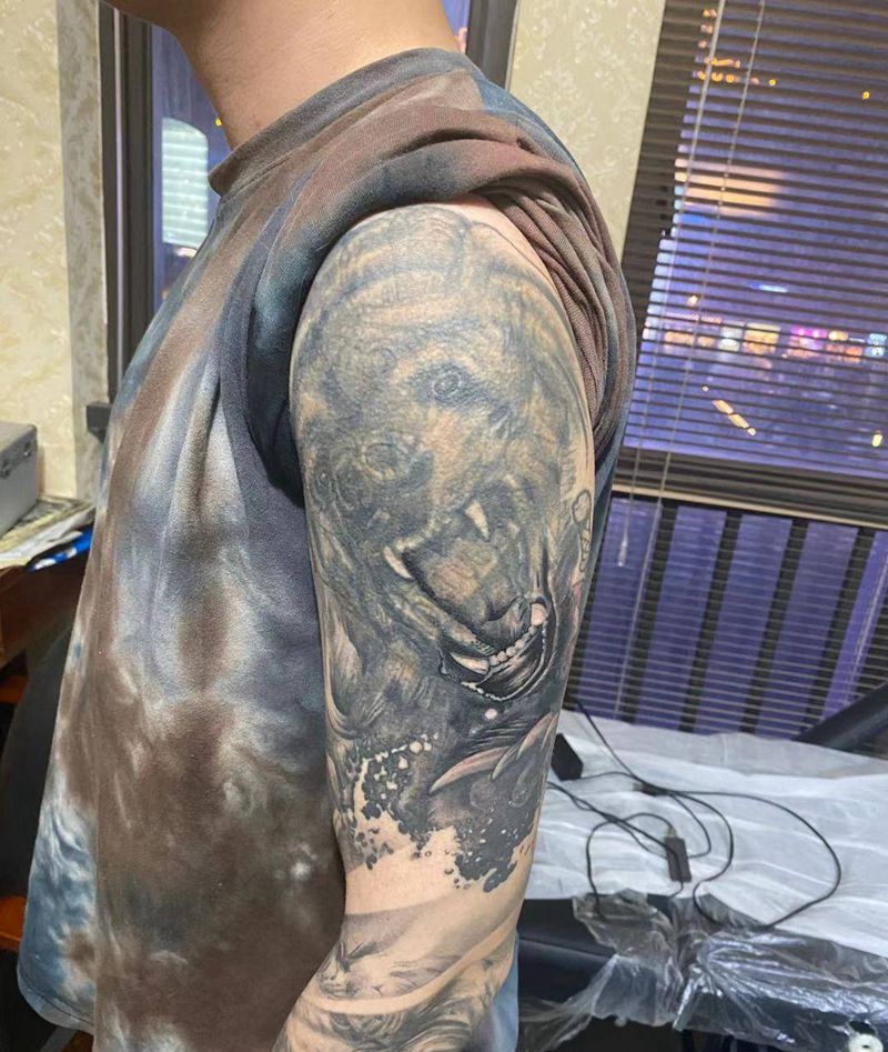 暴力遮盖纹身图片_手部欧美写实纹身图案