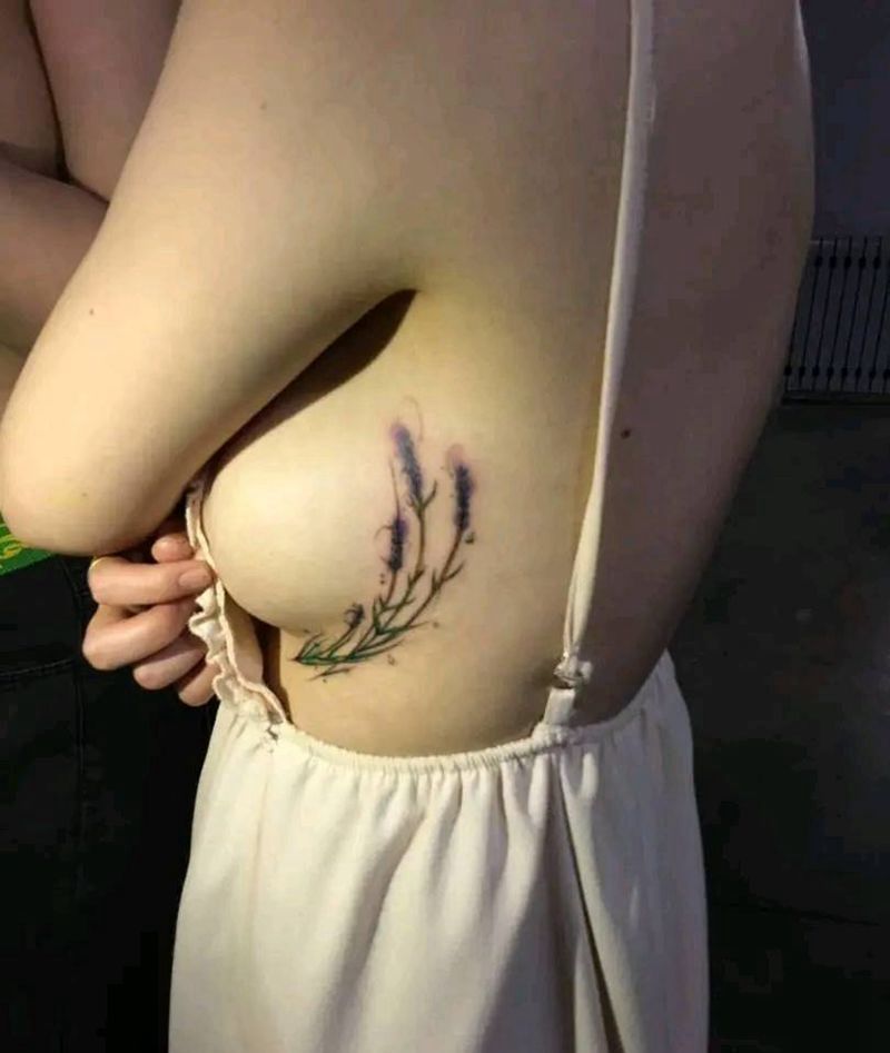 薰衣草。纹身图片_胸部纹身图案