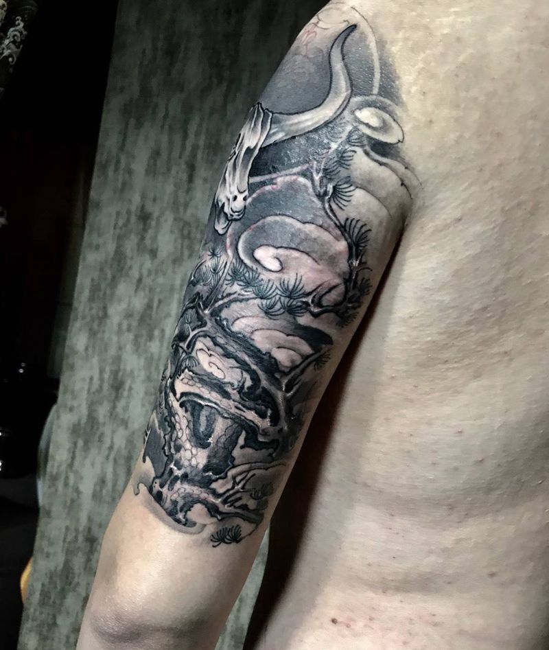 修改作品后纹身图片_传统肩部手臂成品植物纹身图案