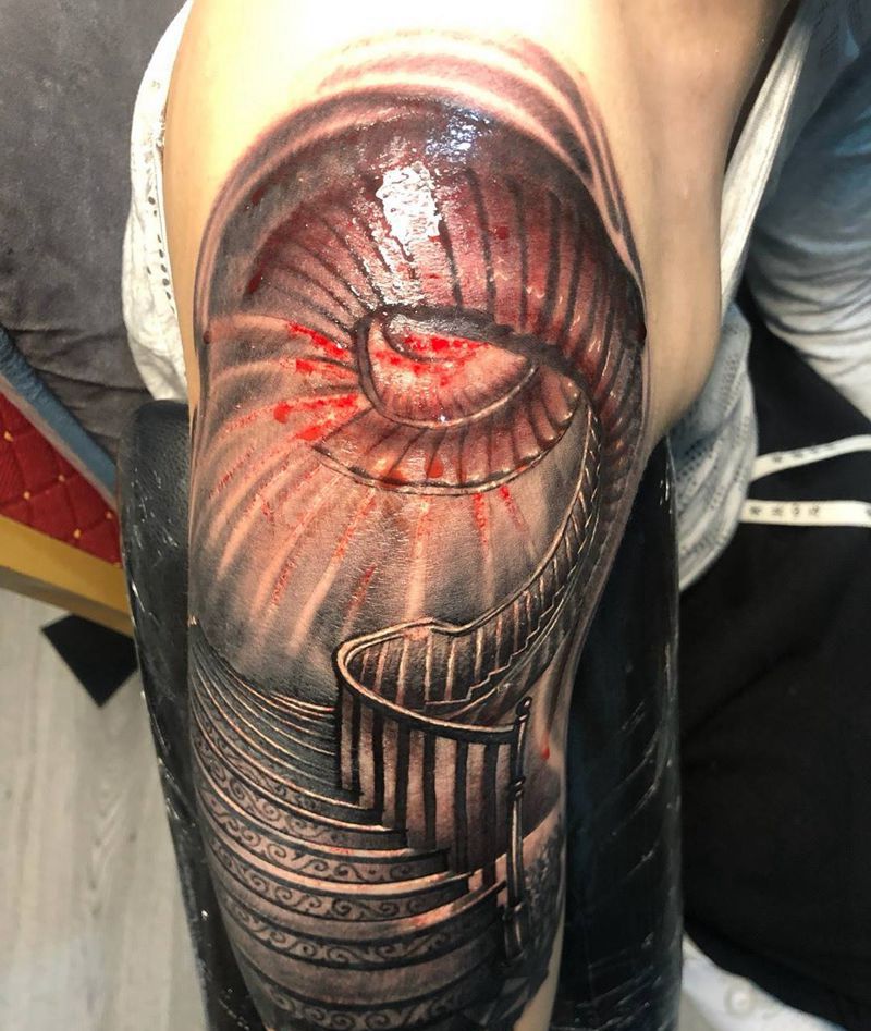 阶梯纹身图片_手臂欧美写实纹身图案