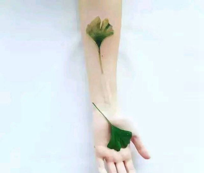叶子。纹身图片_手部纹身图案