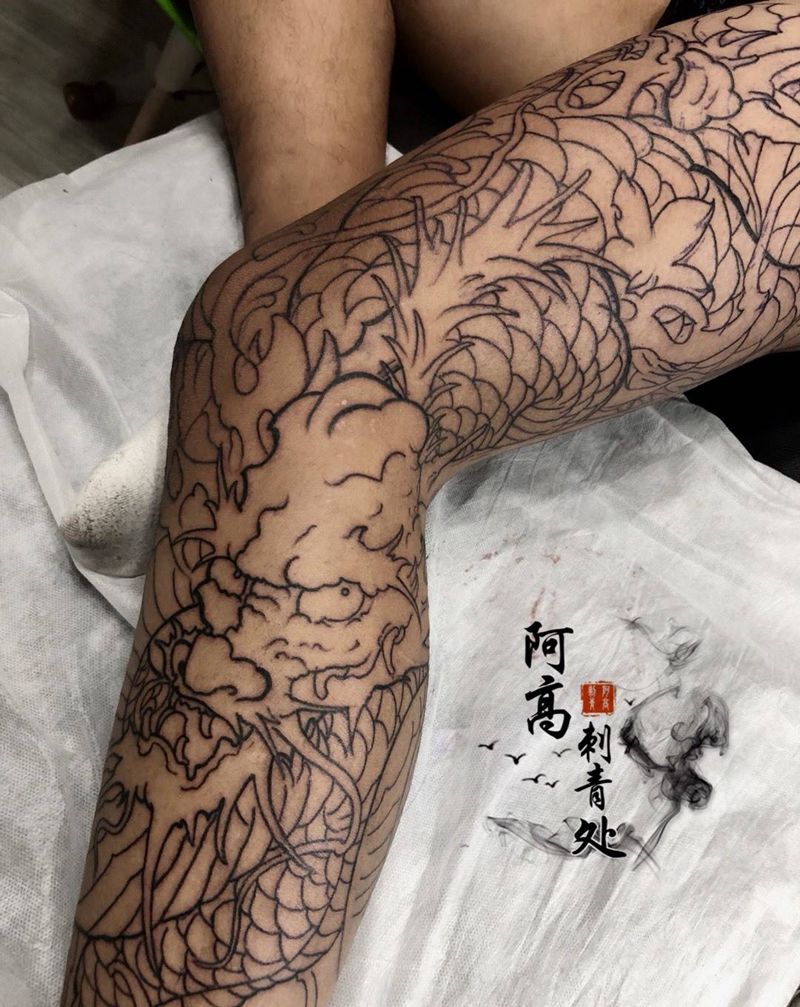盘龙腿纹身图片
