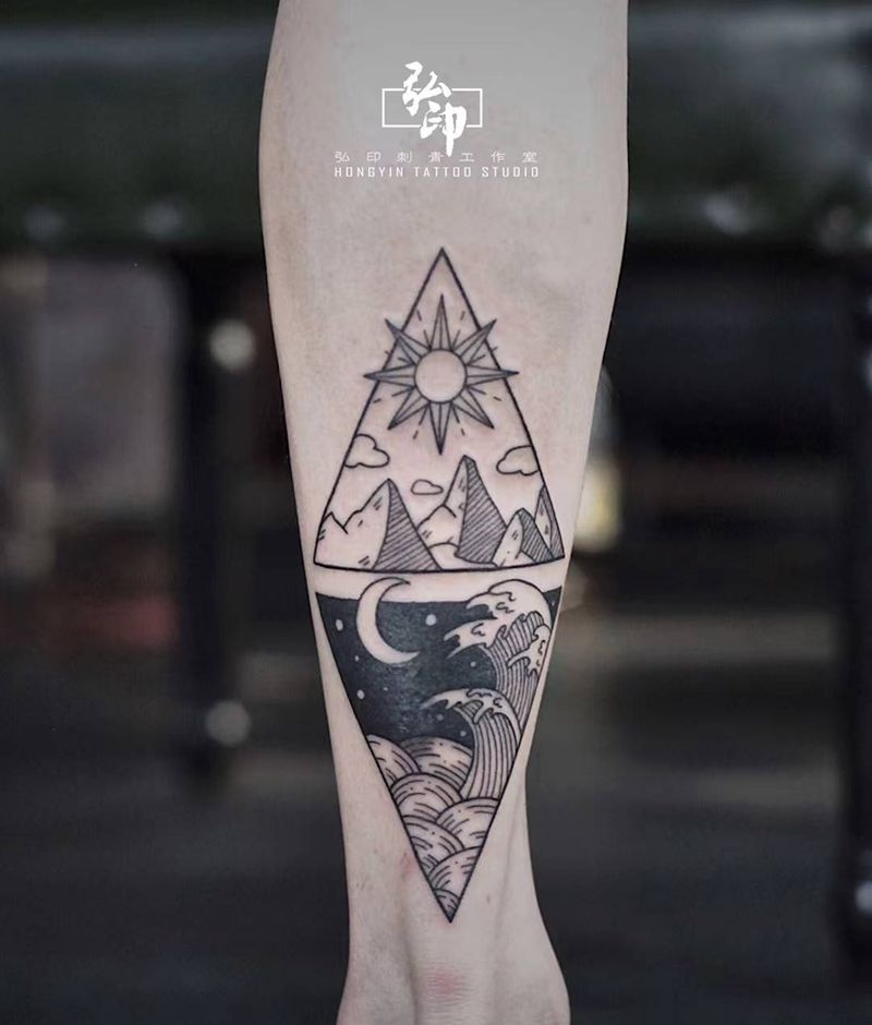 日月星辰纹身图片_腿部几何纹身图案