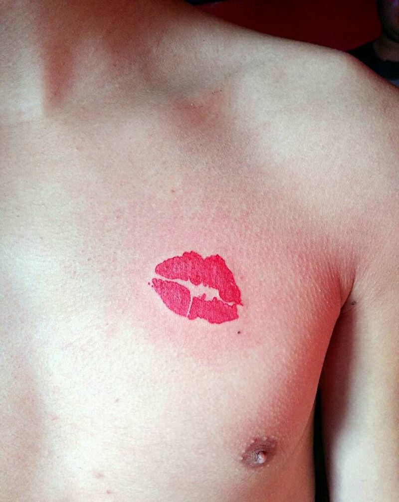 唇印纹身图片