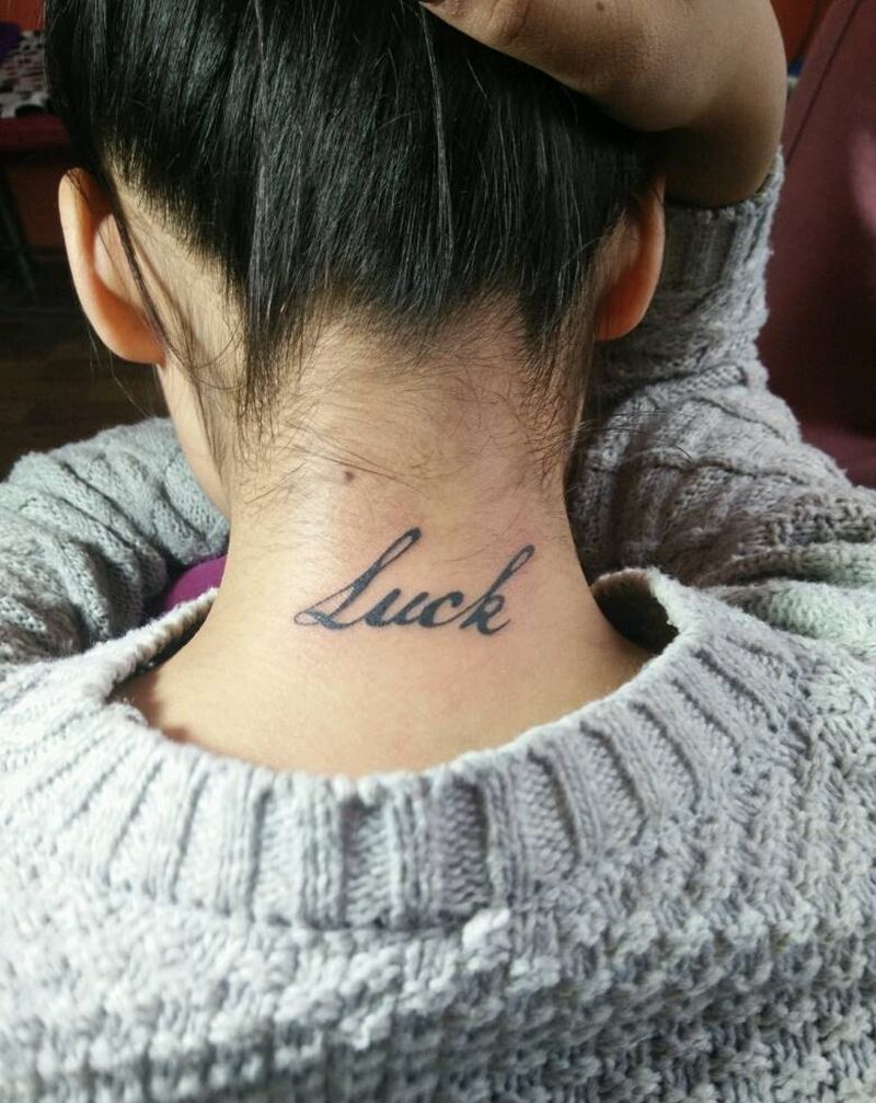 小字母纹身图片