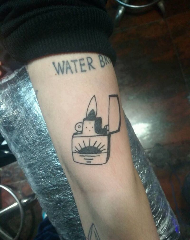 打火机纹身图片