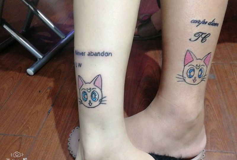 小清新 猫纹身图片_脚部纹身图案