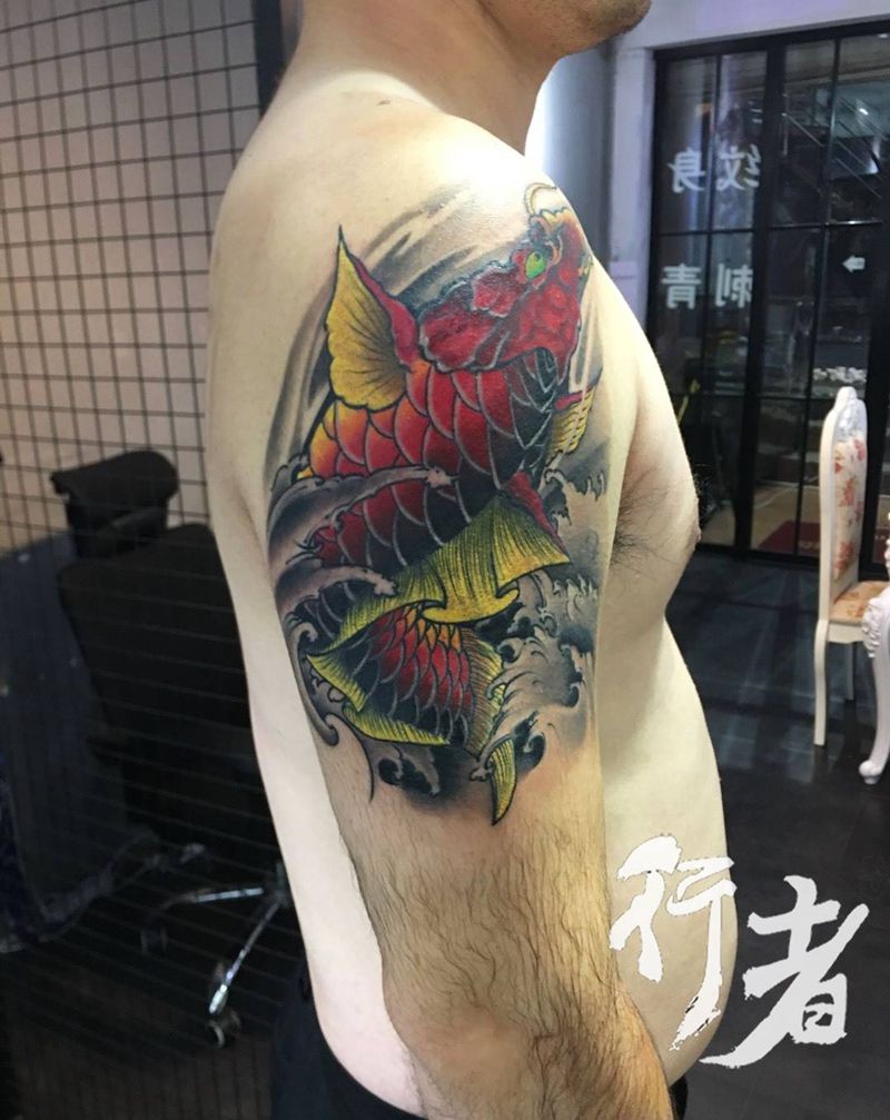 大红鲤鱼纹身图片