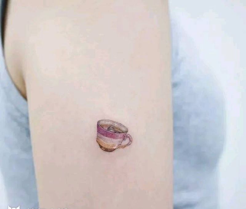 咖啡杯。纹身图片_手臂纹身图案