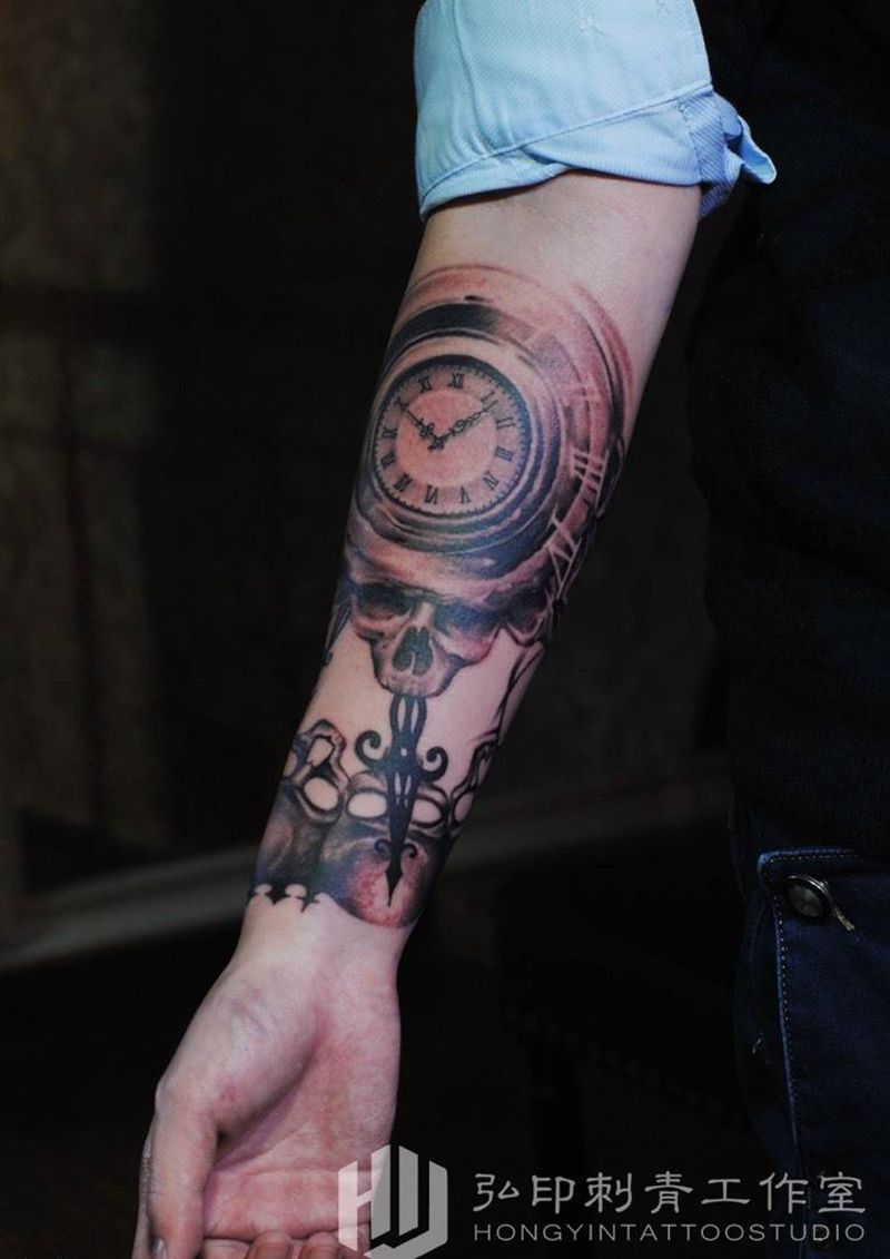 包小臂纹身图片