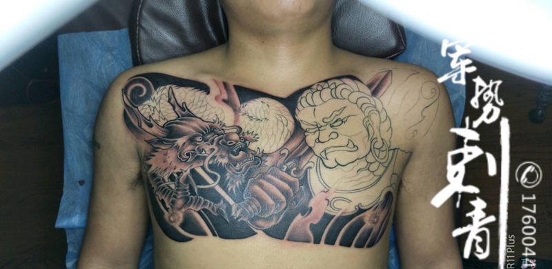 龙头明王纹身图片_胸部纹身图案