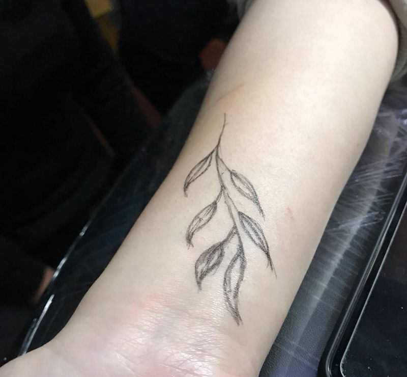 落叶归根纹身图片