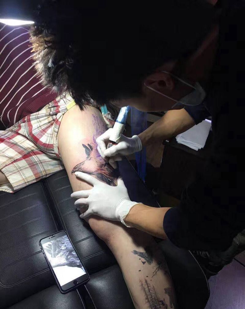 隼纹身图片