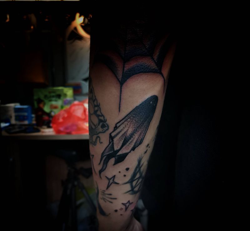 暗黑小幽灵纹身图片_手臂纹身图案