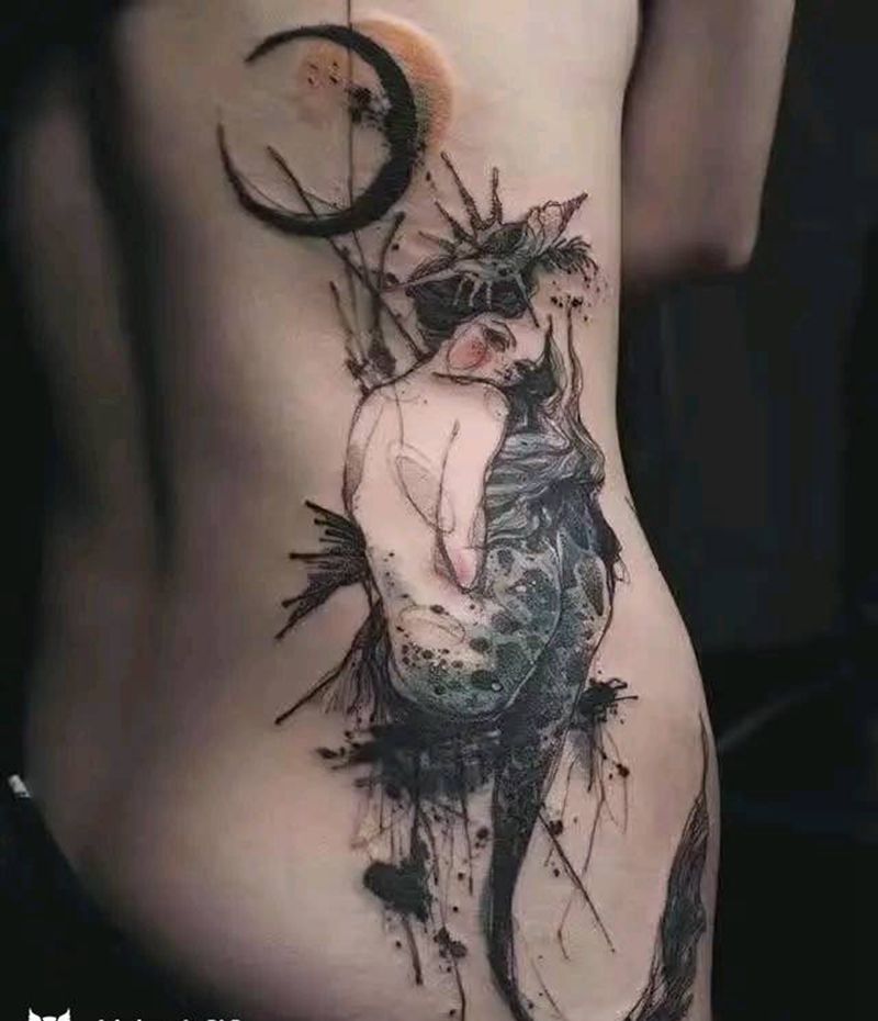 美人鱼海螺月亮图腾。纹身图片_腰部纹身图案