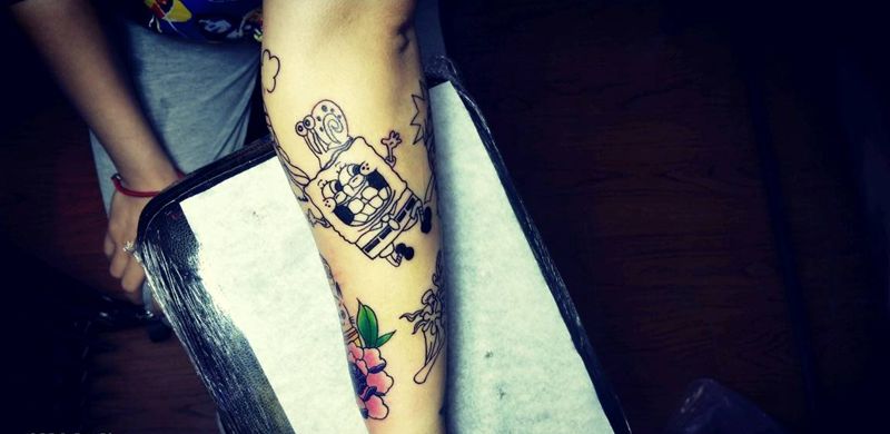 小图拼接纹身图片_手部纹身图案