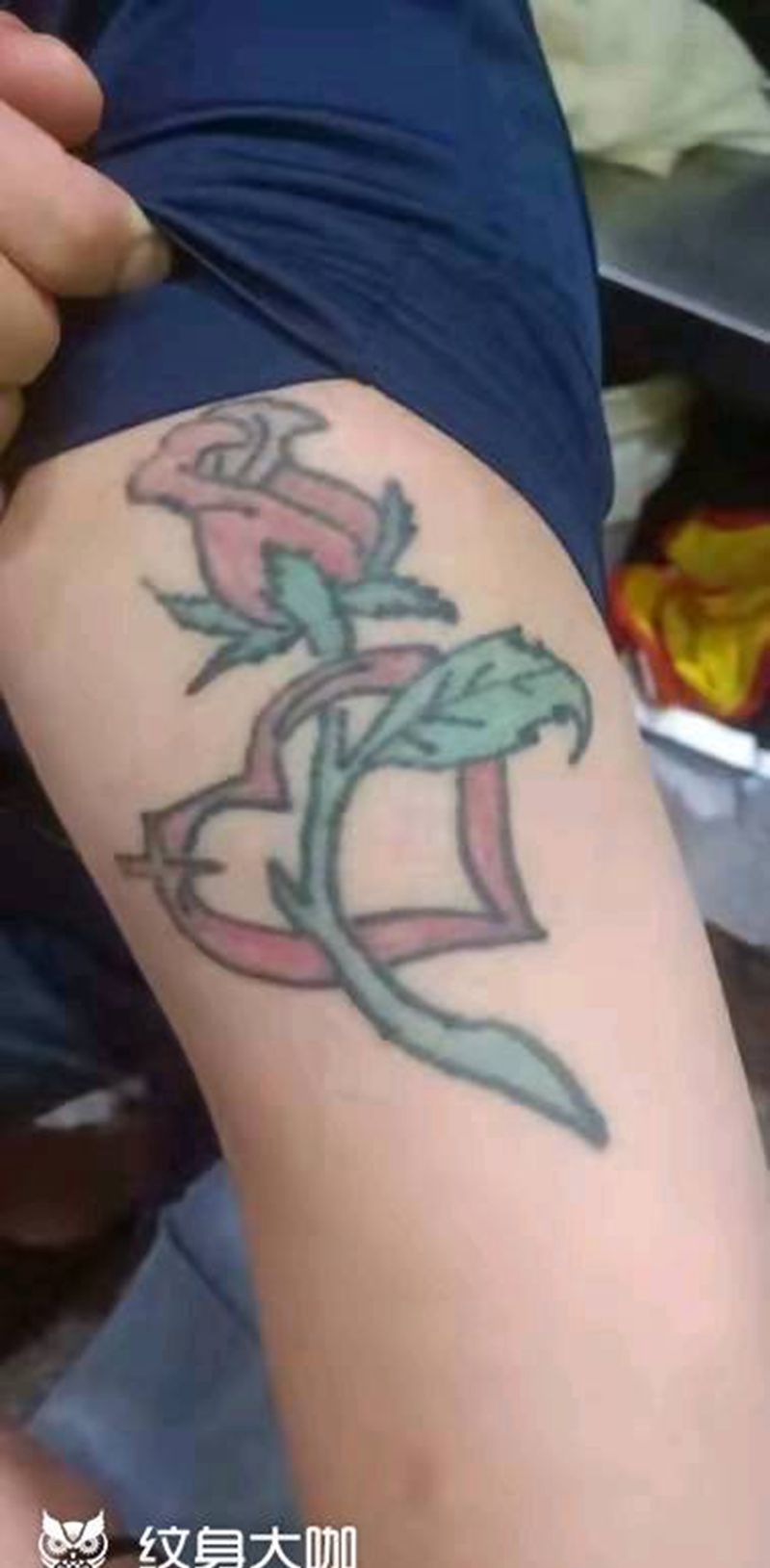 久纹身修改纹身图片_肩部欧美写实纹身图案