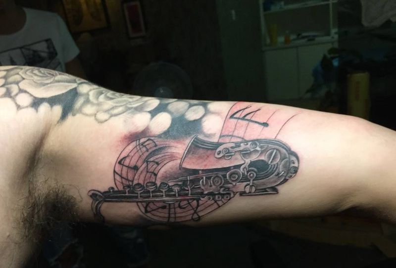 萨克斯纹身图片