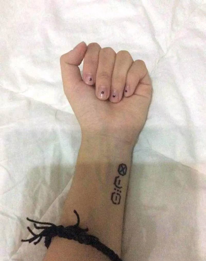 字母符号。纹身图片