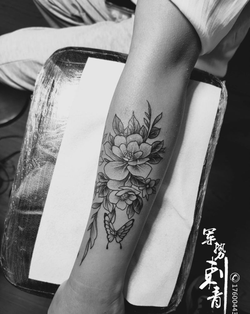 素花纹身图片_手臂纹身图案