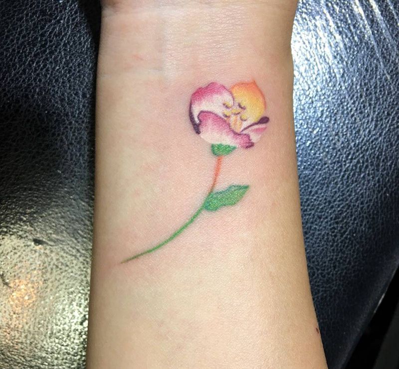 小清新的花居然九个色纹身图片