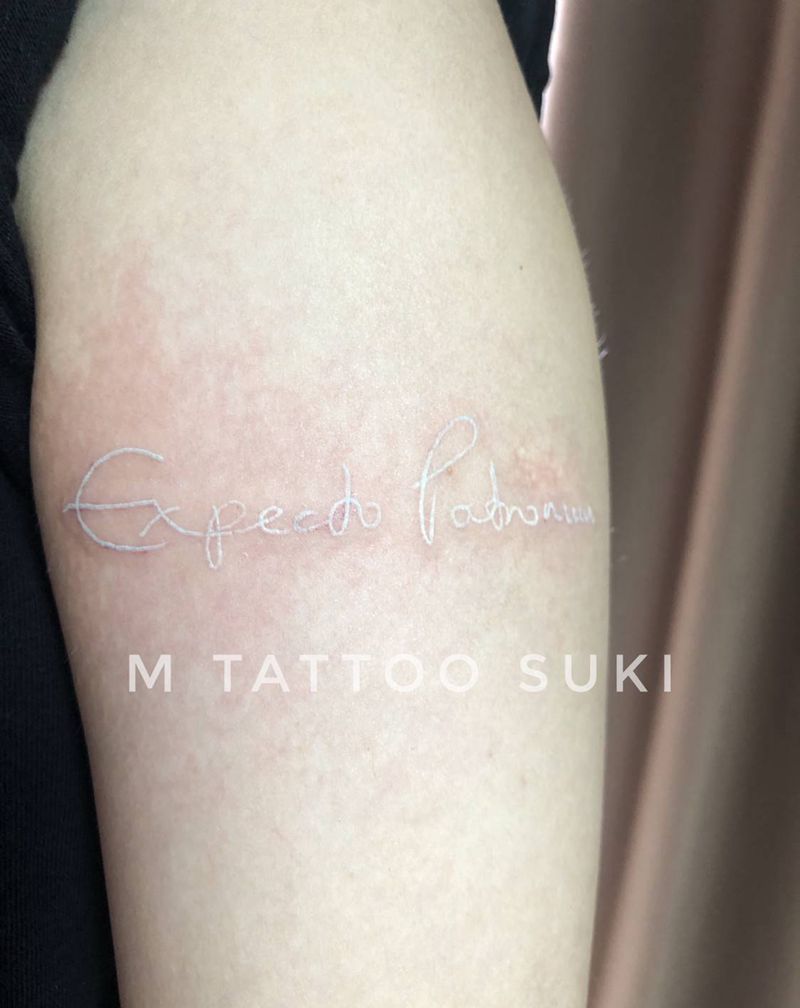 罗琳的咒语纹身图片_手臂纹身图案